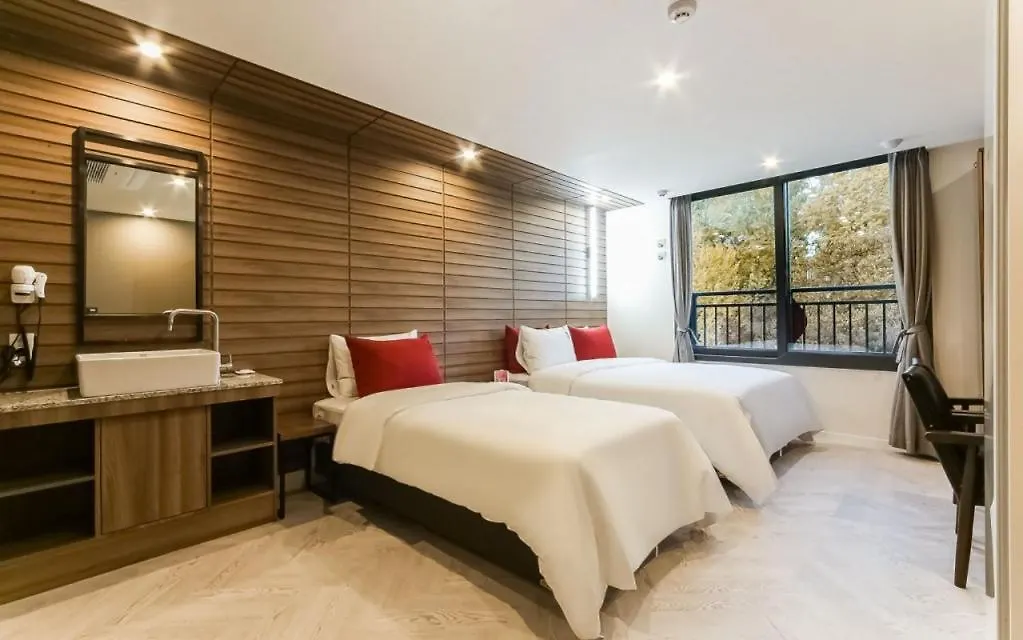 Maron Hotel Nampo Busan