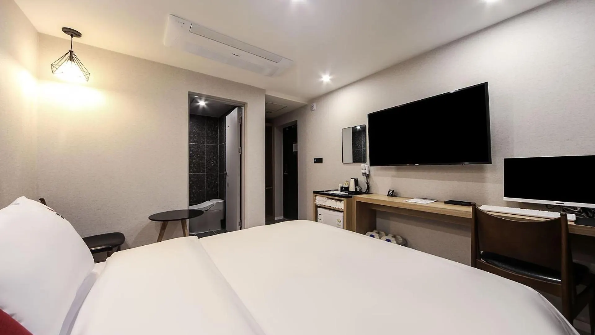 Maron Hotel Nampo Busan 3*,  South Korea