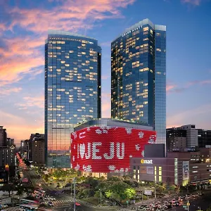Grand Hyatt 5*, Jeju South Korea