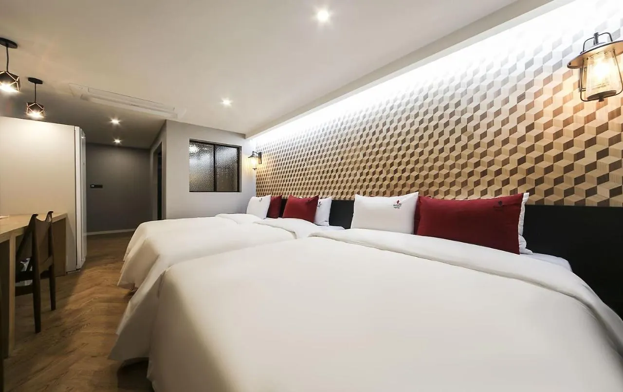 בוסאן Maron Hotel Nampo 3*,